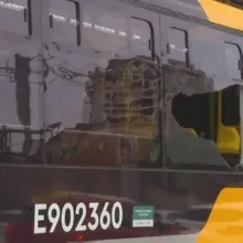 700824