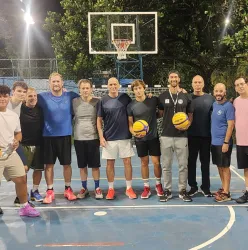 Pinheiros inicia atividades do basquete 3x3 com treinador internacional
