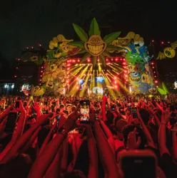 COM MATU�, BK> E AJULLIACOSTA, PLANT�O FESTIVAL 2026 CONSOLIDA EVENTO COMO FOR�A DO TRAP NACIONAL