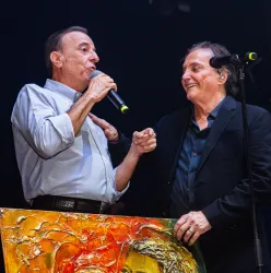 F�bio Jr. re�ne mais de 2 mil pessoas em show beneficente em Barretos