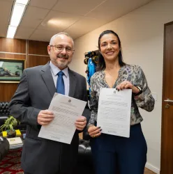 TRT-2 firma acordo com CIEE e Unip para integrar est�gio e forma��o pr�tica de estudantes de Direito