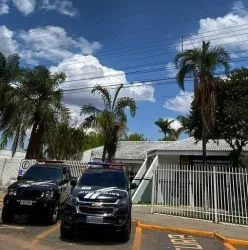 Pol�cia Civil mira com�rcio de medicamentos vencidos e maus-tratos de animais em Lucas do Rio Verde