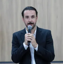 �Quero o mesmo crescimento econ�mico de MT em Santa Cruz�, afirma governador boliviano eleito