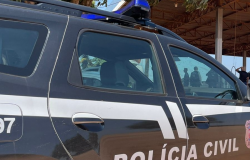 Polcia Civil cumpre 12 mandados contra investigados por corrupo passiva e advocacia administrativa em Peixoto de Azevedo