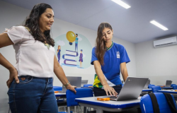 Me que h 30 anos estudou na mesma escola que a filha se impressiona com grande reforma do Governo de MT