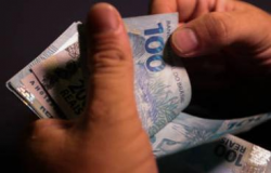 VALORES A RECEBER 'Dinheiro esquecido' no Banco Central; confira regras e datas para saques