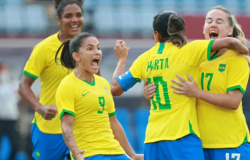 Marta faz dois, e Brasil goleia a China na estreia das Olimpíadas de Tóquio
