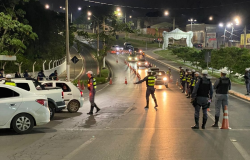 Homens que faziam a guarda de arsenal de guerra e drogas morrem em troca de  tiros com a Rotam - Portal 6