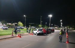 Fiscalização prende sete motoristas alcoolizados e remove 53 veículos em Várzea Grande