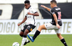 Santos confirma contratao de meio-campista ex-Corinthians