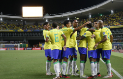 Seleção Brasileira se apresenta no RJ e inicia preparação para duelos contra Colômbia e Argentina