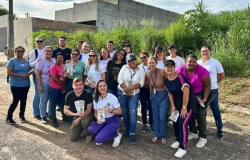 Mutiro de limpeza  iniciado no bairro Cidade Jardim em Barra do Garas