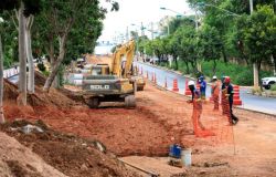 Populao sofre os impactos do atraso nas obras do BRT e Assembleia Legislativa convoca secretrio