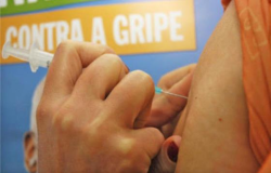 Vacina contra gripe est disponvel em unidades de sade de Aragaras; veja pblico-alvo
