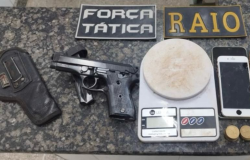 RAIO prende suspeito portando arma de fogo e drogas no municpio do Crato