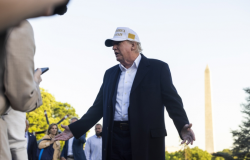 Trump sugere que Zelensky aceitaria ceder Crimeia e pressiona por acordo entre Rssia e Ucrnia