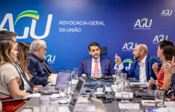 INSS prepara plano para ressarcir aposentados vtimas de fraude