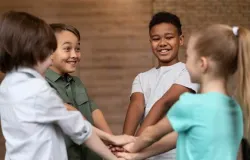8 benefcios do trabalho em equipe para as crianas