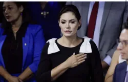 Michelle reage  priso de Bolsonaro com versos bblicos e desabafo