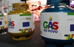 Caixa distribui vale recarga do Gs do Povo em dez capitais; veja quais so