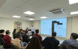 Polcia Civil participa de treinamento sobre sistema de segurana em celulares Androids