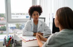 Incluso de tecnologia sem papel na Sade contribui para um atendimento mais humanizado