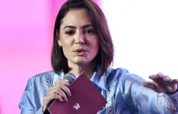 Michelle foi quem mais visitou Bolsonaro na PF desde a priso