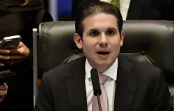 Motta deve decidir sobre cassa��o de Ramagem ap�s rev�s com Carla Zambelli