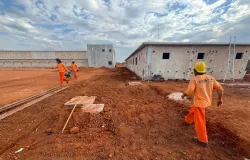 MT emprega 100% de m�o de obra de reeducandos na constru��o de unidades prisionais