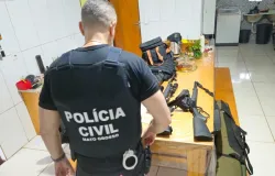 Pol�cia Civil apreende 20 armas de fogo durante a��o em Rondon�polis
