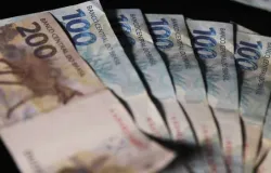 Abono salarial come�a a ser pago nesta segunda-feira (16)