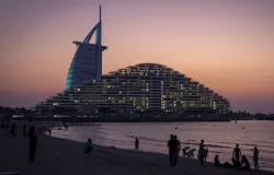 Brasileira em navio de cruzeiro relata tens�o em Dubai