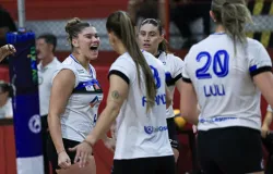 Pinheiros enfrenta o Realizar Santos em busca da vaga na semifinal da Superliga B