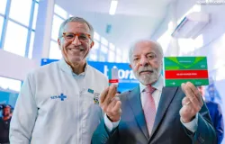 'Estamos falando de salvar vidas', diz Lula durante visita a ind�stria de biotecnologia