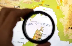 Dezenas de navios-petroleiros ficam parados com fechamento de Hormuz e guerra no Ir�