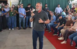 "Temos condi��es de executar obras no munic�pio porque Governo de MT garante recursos", afirma prefeito de Araputanga