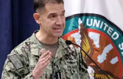 EUA dizem ter reduzido amea�a iraniana no Estreito de Ormuz