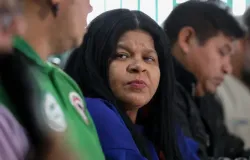 Ministra S�nia Guajajara � internada na UTI em S�o Paulo