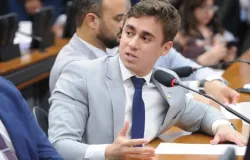 Eduardo ataca Nikolas, e Fl�vio Bolsonaro pede uni�o