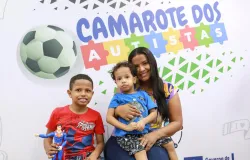 "Experi�ncia inesquec�vel�: a��o leva autistas e crian�as da Rotam � Arena Pantanal