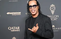 N�o h� nada que me prenda, ent�o vou vivendo, diz Ronaldinho Ga�cho sobre rol�s aleat�rios