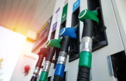 Pre�o dos combust�veis se estabiliza em patamares elevados no m�s de abril, mesmo com a queda do etanol, aponta IBPT