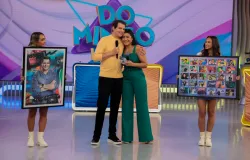 Celso Portiolli ganha homenagem emocionante no �Domingo Legal� pelos seus 30 anos como apresentador no SBT