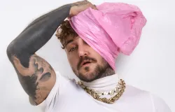 Kaique apresenta �lbum de estreia �Me Chame Pelo Meu Nome� com participa��o de Bixarte, Winnit e MC Lullu