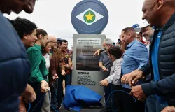 Governo de MT inaugura liga��o da Grande Morada da Serra at� Ponte de Ferro e Coxip� do Ouro em Cuiab�