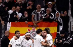 Corinthians vence o Atl�tico-MG com gol no fim e ganha f�lego na tabela