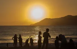 Gastos de turistas internacionais no Brasil batem recorde hist�rico e chegam a R$ 25 bilh�es em 2026