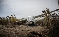 Piloto b�bado invade espa�o a�reo de usina nuclear e faz pouso for�ado em campo na Hungria