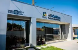 Bebe prematuro em estado gravissimo aguarda leito de UTI ha 5 dias apesar de ordem judicial