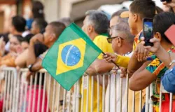 Cuiab� celebra Independ�ncia do Brasil com desfile noturno